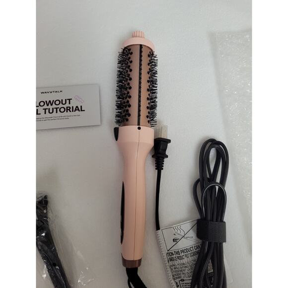 Wavytalk Thermal Brush Blowout Boost 1.5 inch Heated Round Brush Blowout Look - Picture 7 of 12